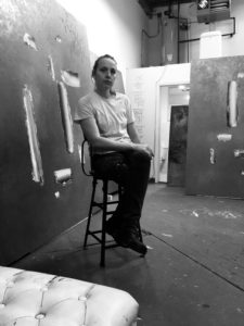 Anna Leonhardt in ihrem Atelier